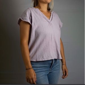 Universal Threads lavender top size XL